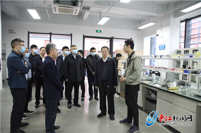 增強(qiáng)科技創(chuàng)新能力 福建省政協(xié)調(diào)研晉江電子技術(shù)開(kāi)發(fā)