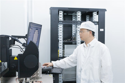 執著科技，努力創“芯”——記江蘇省“最美科技工作者”洪根深的電子技術開發之路